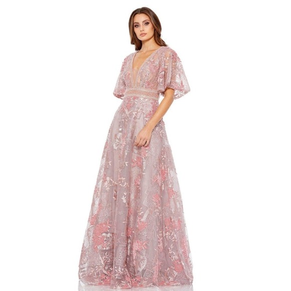 Mac Duggal Women's Pink Plunging Floral Embroidered Ball Gown Size 14 NWT - Picture 1 of 13